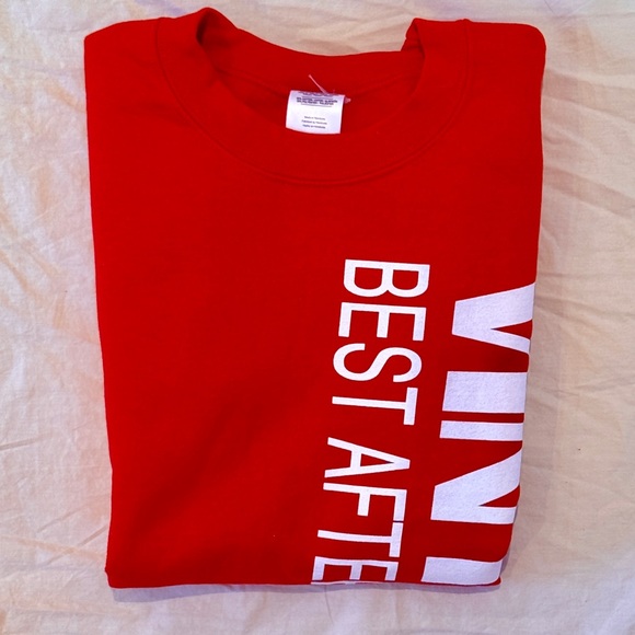 Like New‼️UO Urban Sophistication Future Vintage Crew Neck Sweatshirt, Red, Sz S - Picture 8 of 15